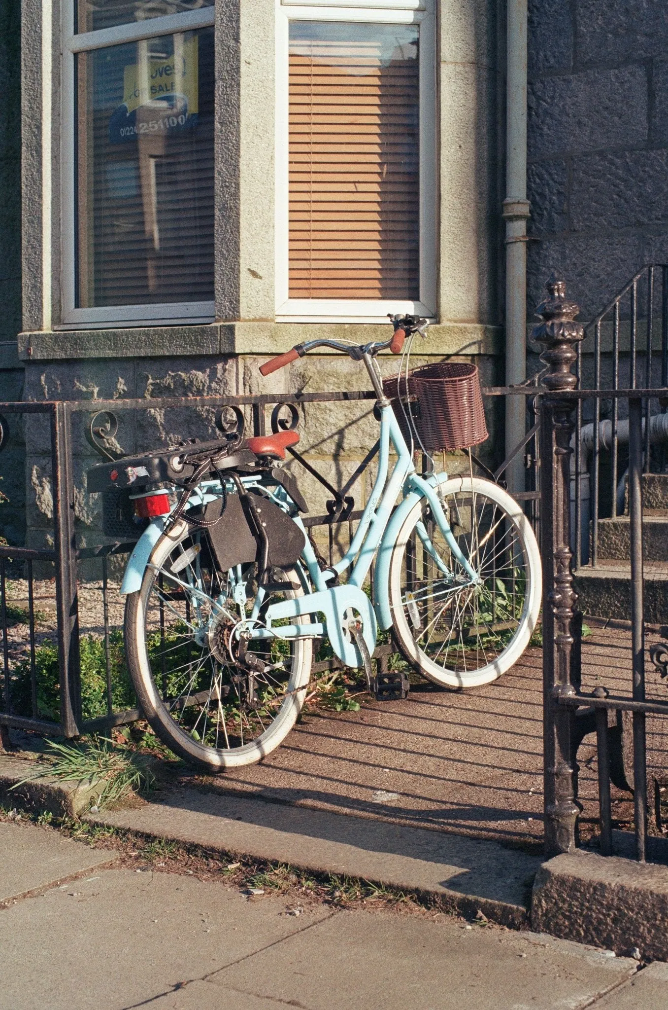 35mm/120 Colour Film (C41 & Disposable cameras) Development