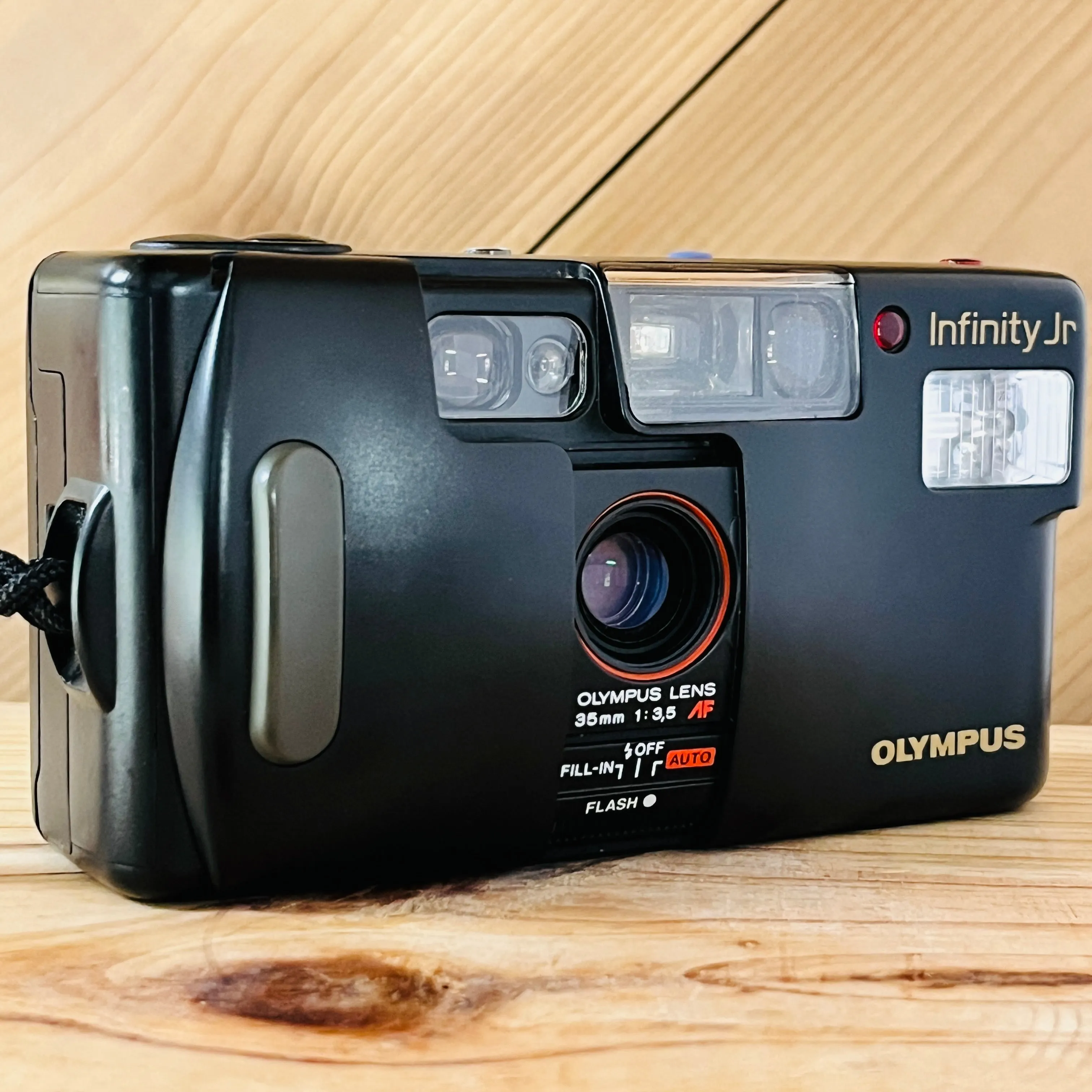 Olympus Infinity jr. 35mm f/3.5 - Stylus Vintage - Film - 35mm point shoot camera