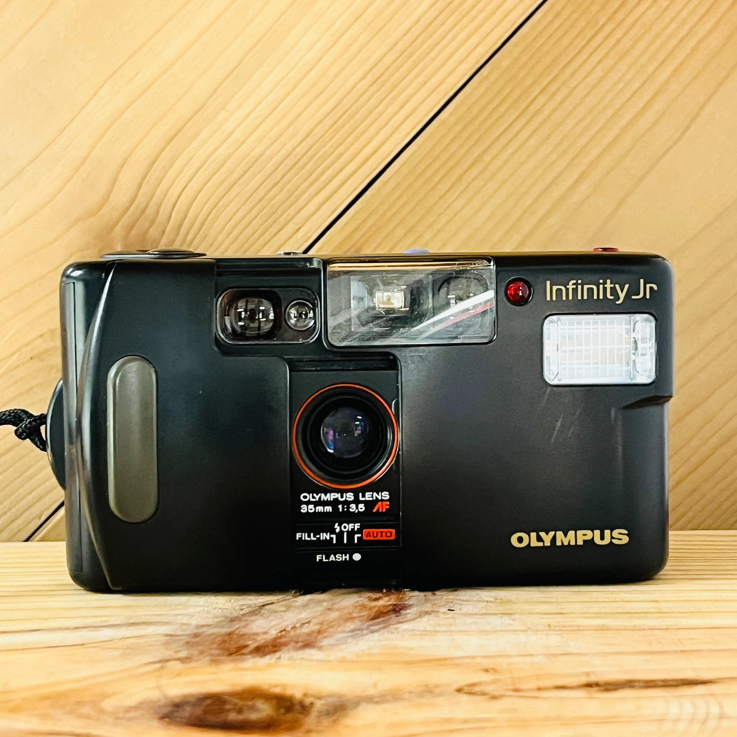 Olympus Infinity jr. 35mm f/3.5 - Stylus Vintage - Film - 35mm point shoot camera