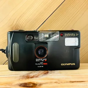 Olympus Infinity jr. 35mm f/3.5 - Stylus Vintage - Film - 35mm point shoot camera
