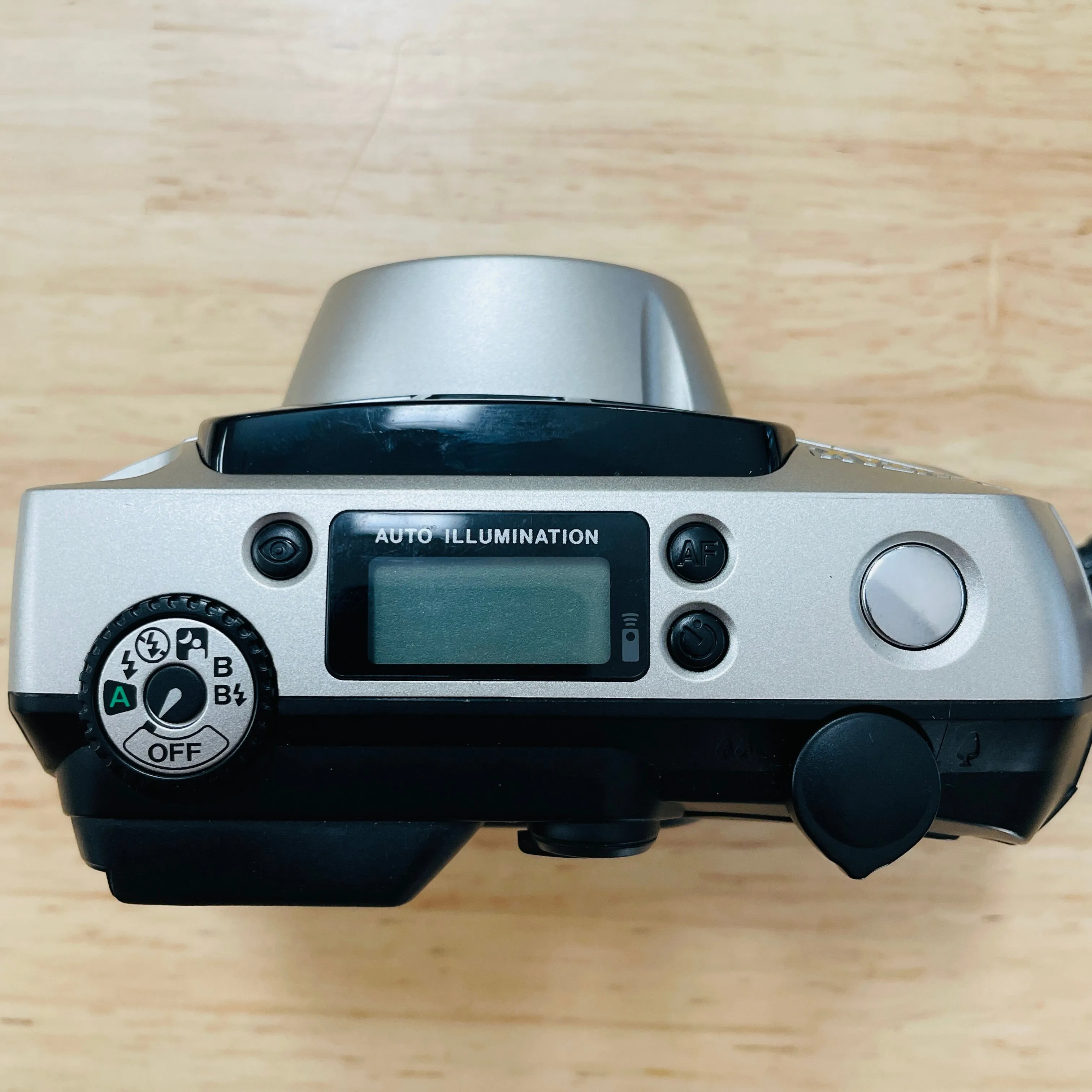 Pentax IQ Zoom 160M 35mm Point & Shoot Film Camera