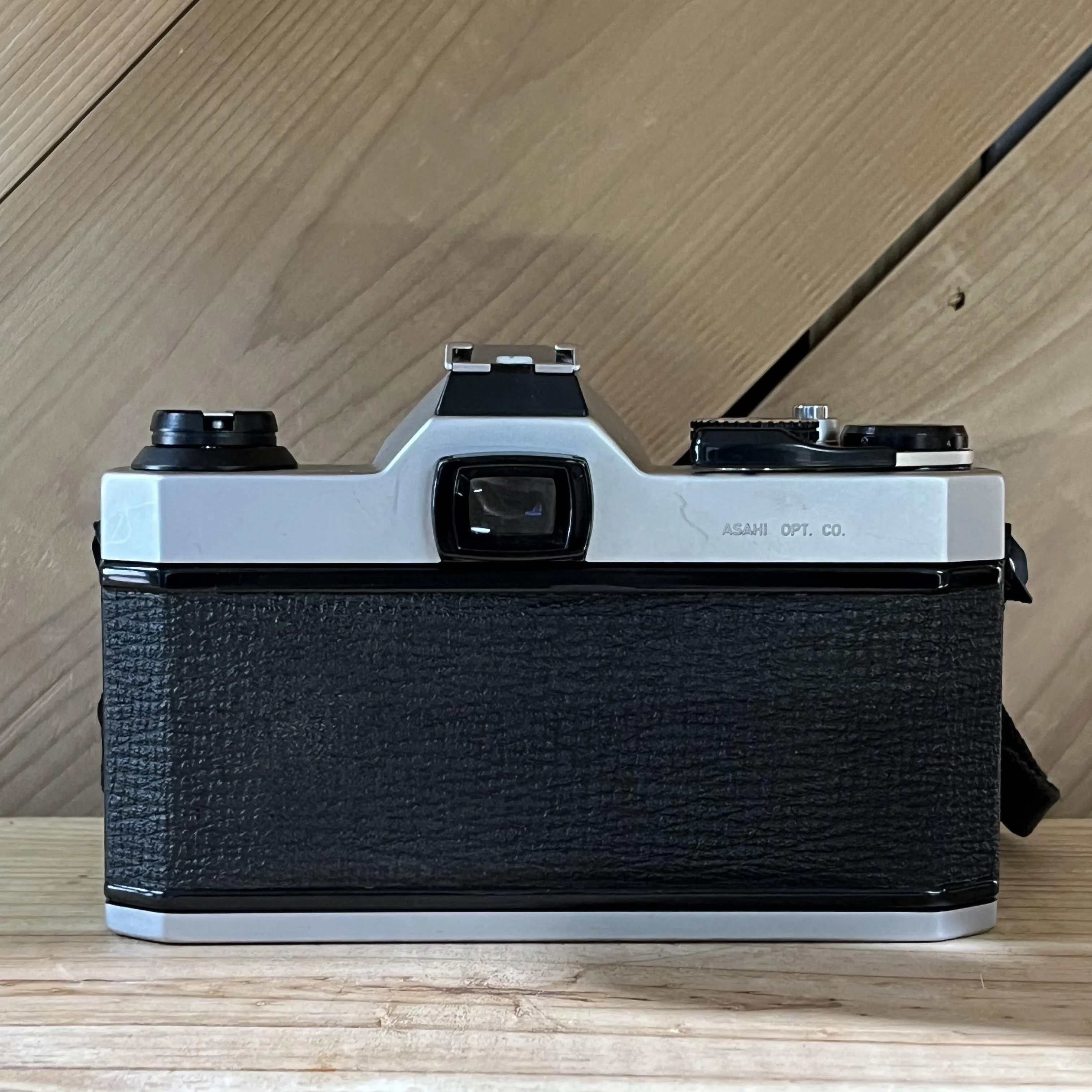 Pentax K1000 with SMC Pentax 50mm f/2.8 Lens (0317)