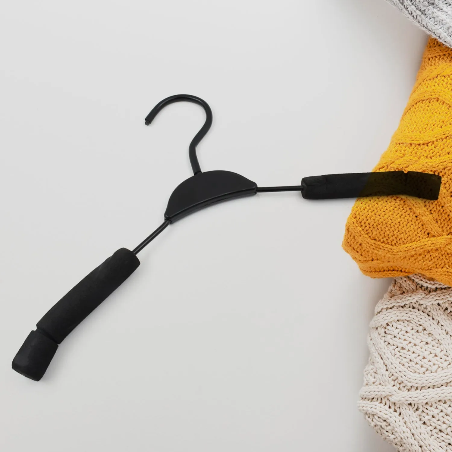 Solid Sponge Hanger Non-Slip Hanger Home No Trace Clothes Hanging Pants Clip Clothing Store Hangers,Clothes Hanger for Closet Wedding Dress Women, Men, Children Clothing (1 pcs)